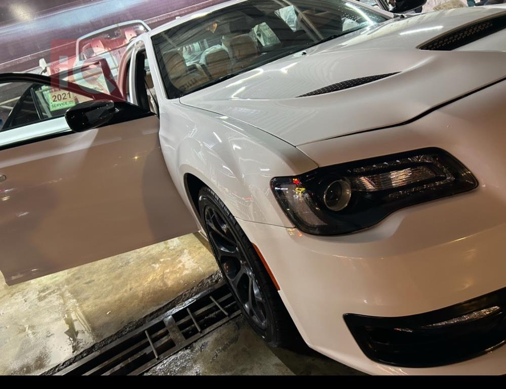 كرايسلر 300
